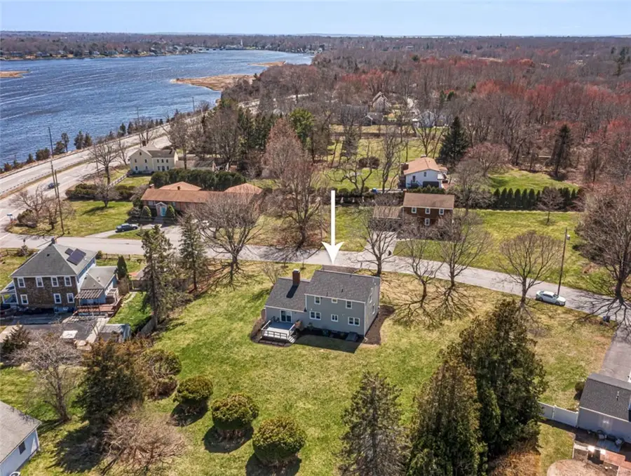 3 Pine Top Road, Barrington, RI 02806 - #3