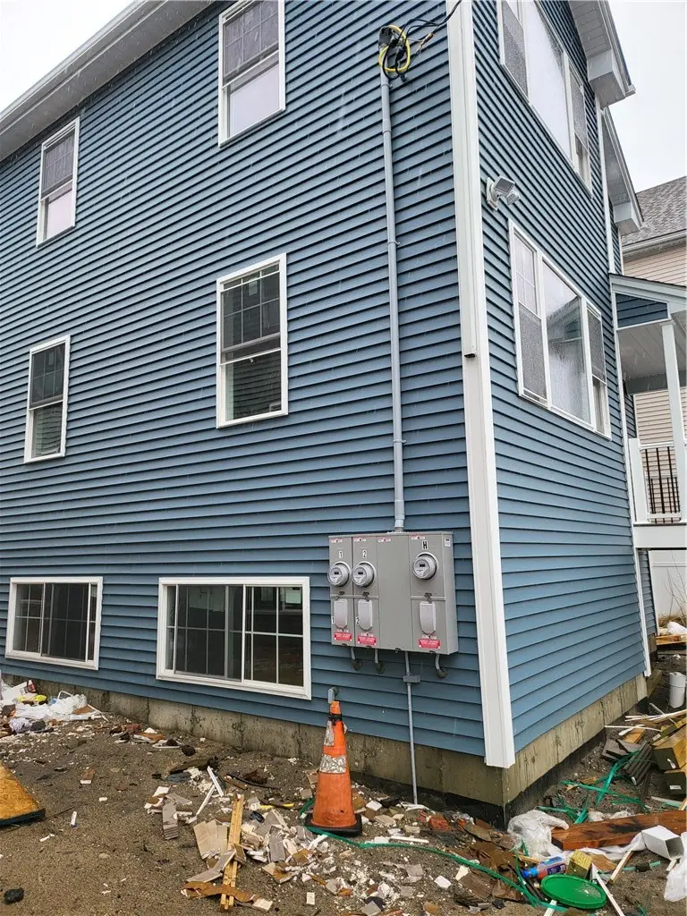 729 Potters Avenue, Providence, RI 02907 - #3