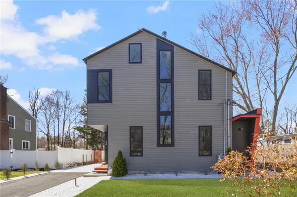 34 Boyce Avenue, Barrington, RI 02806