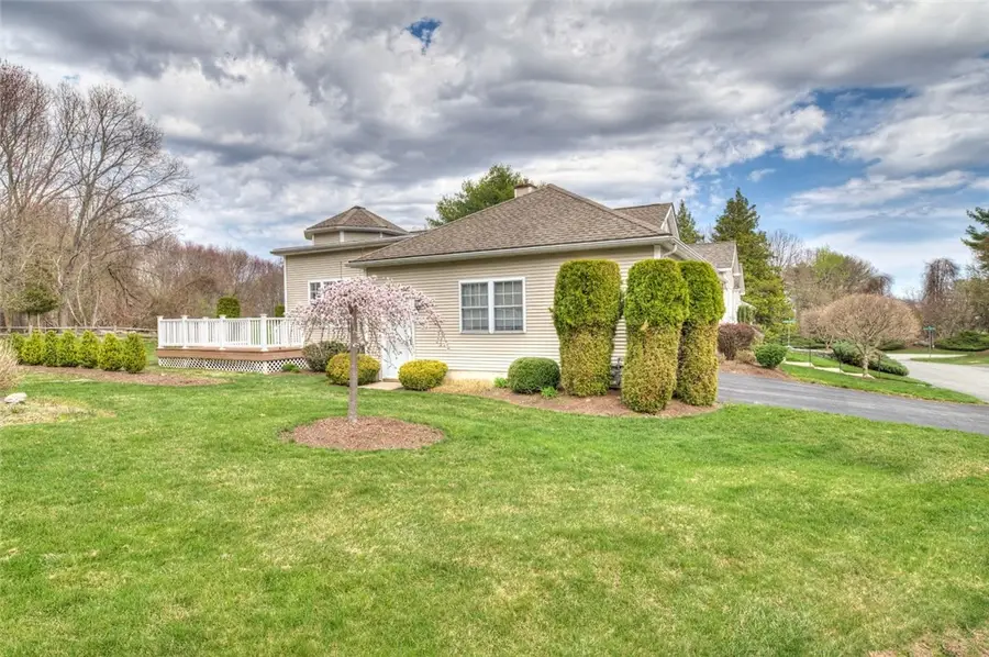 3 Dairy Farm Drive, West Warwick, RI 02893 - #2