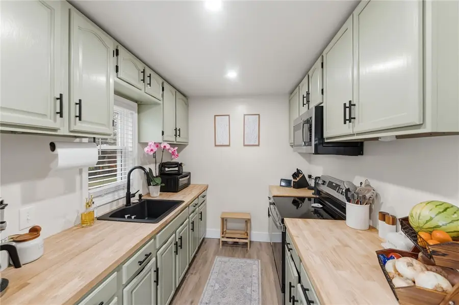 78 Eddy Street, Cranston, RI 02920 - #3