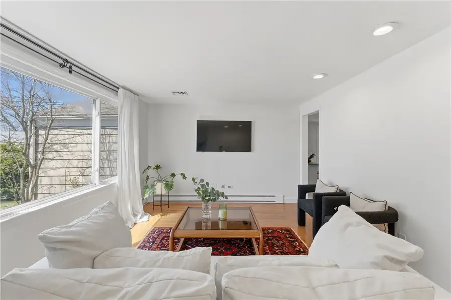 9 Tophill Circle, Cranston, RI 02920 - #3