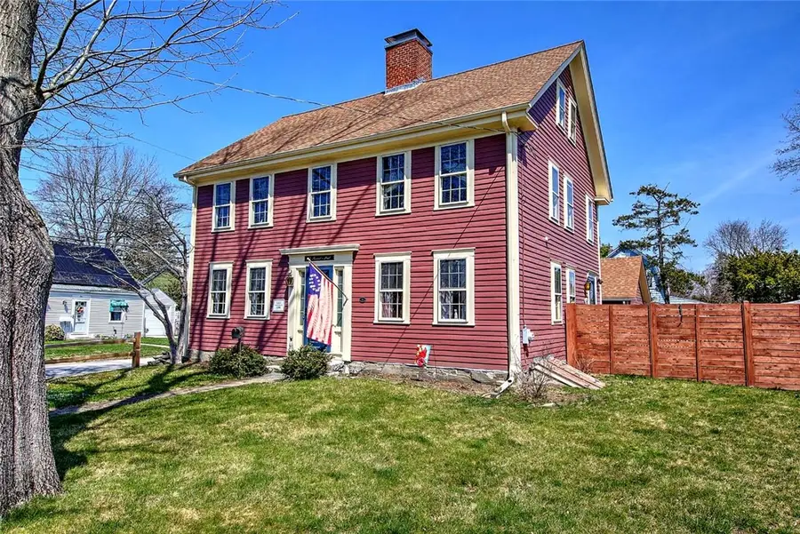 324 Pleasant Street, Rumford, RI 02916 - #2