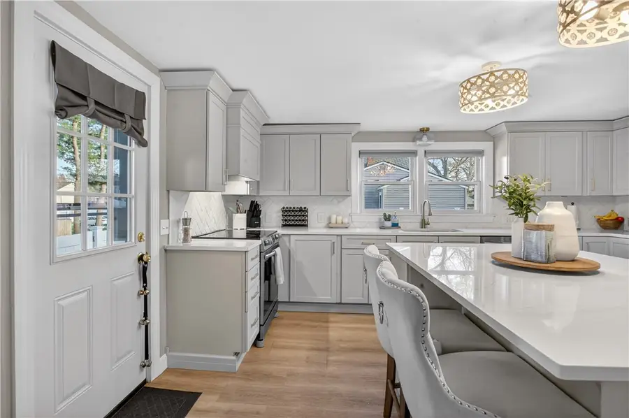 80 Glendale Avenue, Warwick, RI 02889 - #2