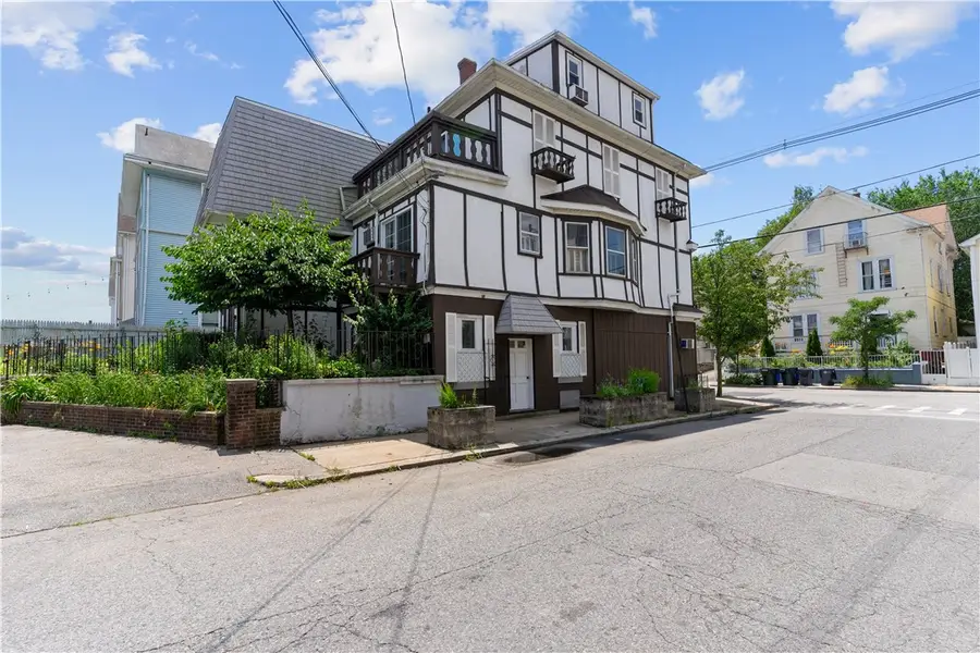 129 Academy Avenue, Providence, RI 02908 - #3