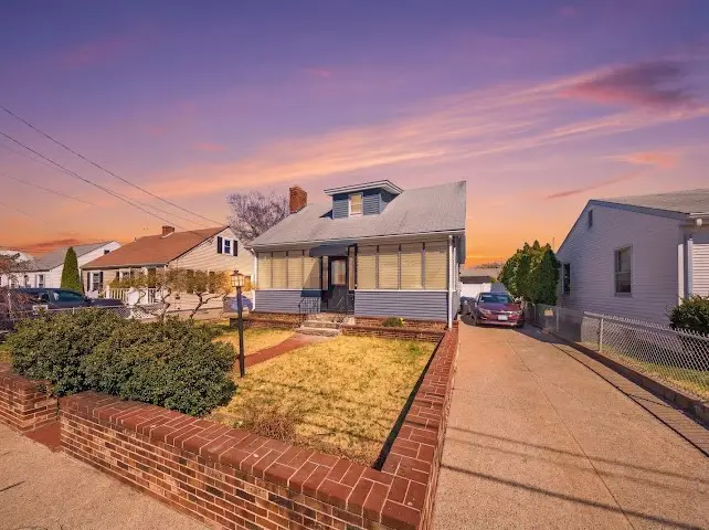 113 Woodside Avenue, Pawtucket, RI 02861 - #2