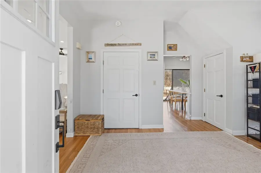 11 Heights Avenue, Warwick, RI 02889 - #3