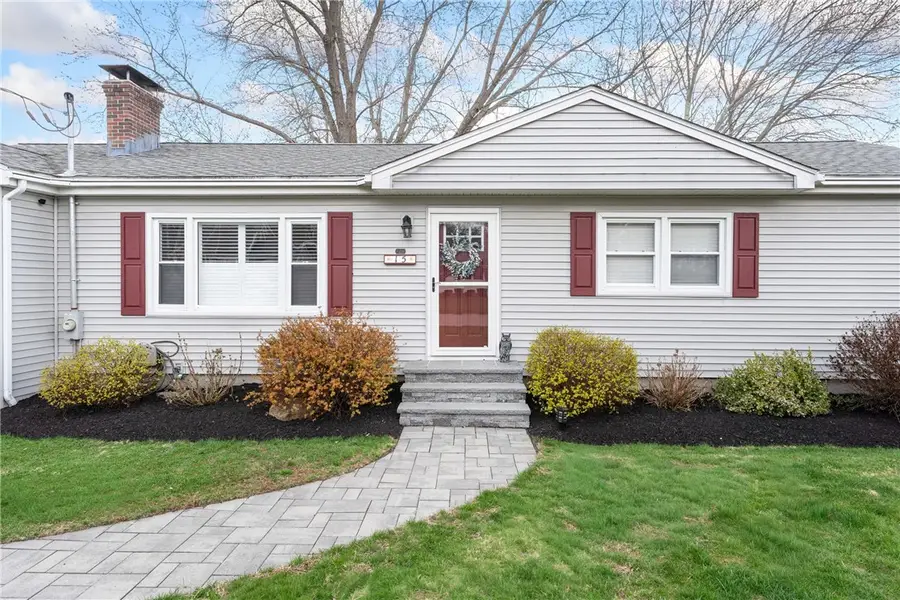 15 Green Street, Cumberland, RI 02864 - #3
