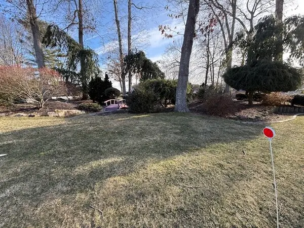 30 Teakwood Drive, Johnston, RI 02919