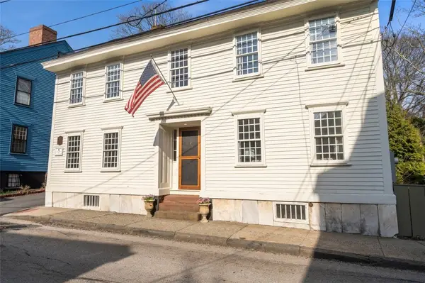 30 Thames Street, Newport, RI 02840