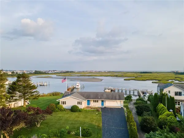 30 Dory Court, South Kingstown, RI 02879