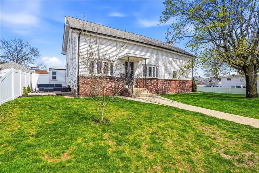 353 High Street, Cumberland, RI 02864 - #2