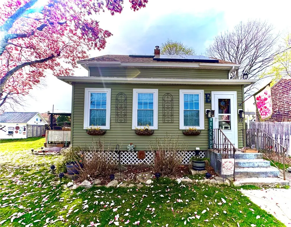 37 Aldrich Street, West Warwick, RI 02893 - #1