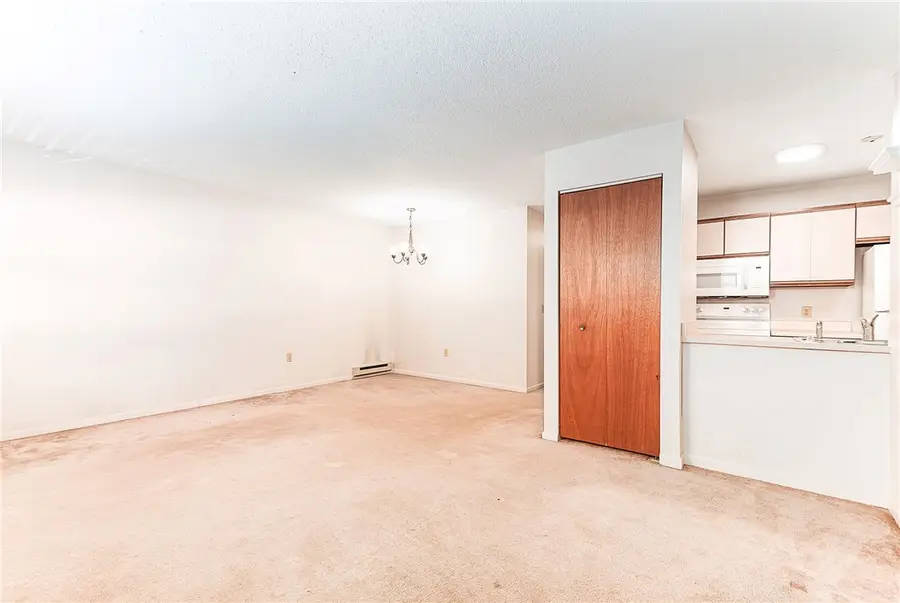 9 Apache Drive #D, Westerly, RI 02891 - #3