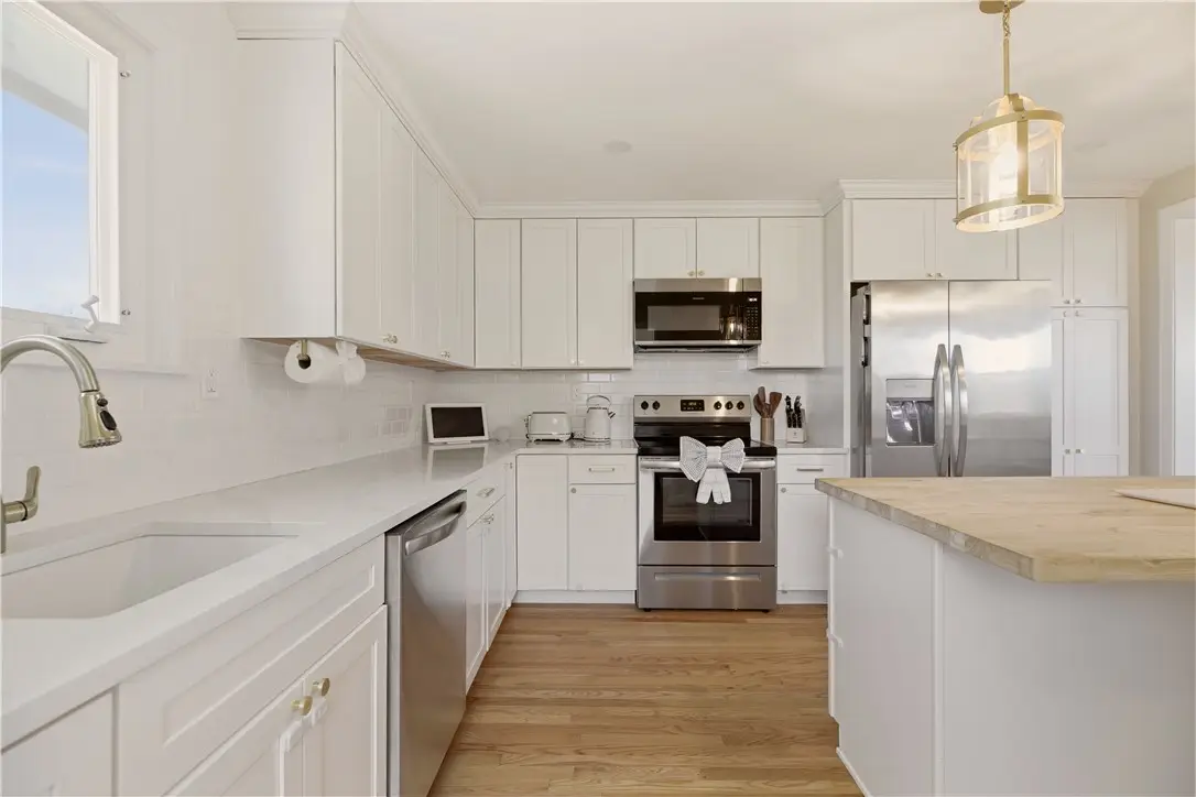 23 Birch Street, Portsmouth, RI 02871 - #1