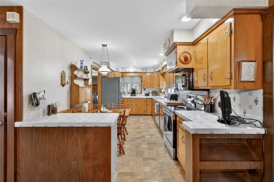 2338 Cranston Street, Cranston, RI 02920 - #2