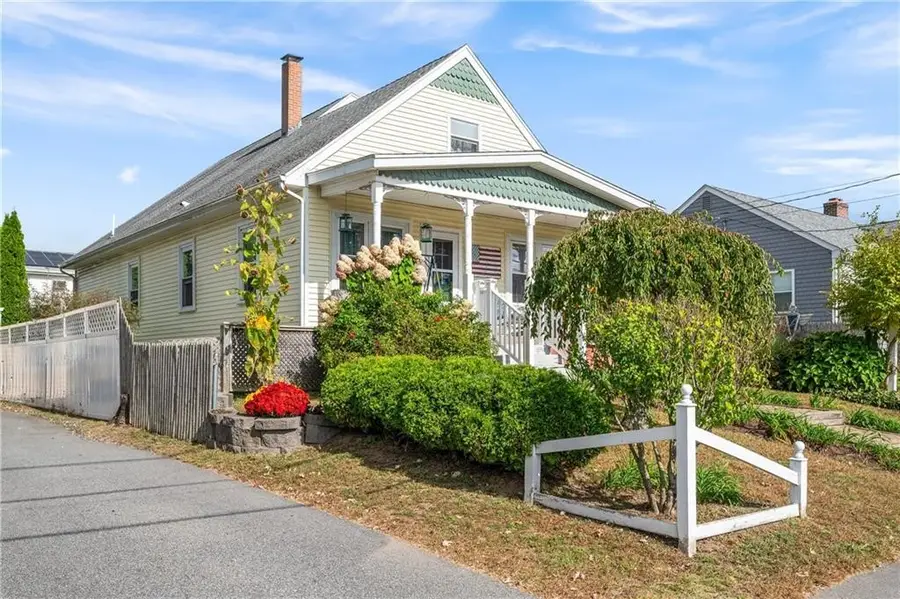19 Hopkins Street, Lincoln, RI 02865 - #3