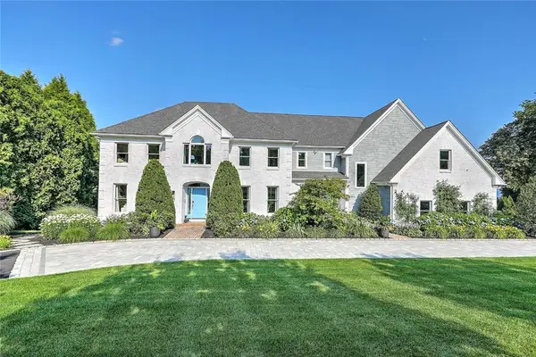 105 Heidi Drive, Portsmouth, RI 02871