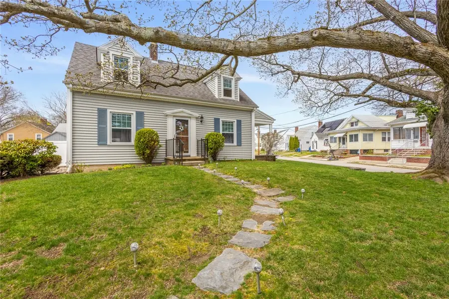 381 Auburn Street, Cranston, RI 02910 - #2