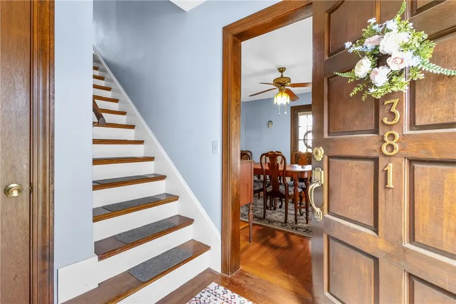 381 Auburn Street, Cranston, RI 02910 - #3