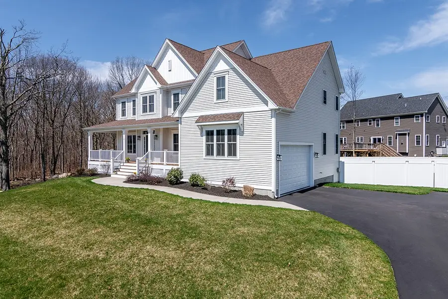 9 Scarlett Way, Cranston, RI 02921 - #3