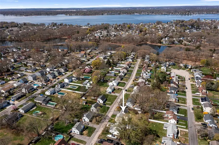 55 Lindy Avenue, Riverside, RI 02915 - #3