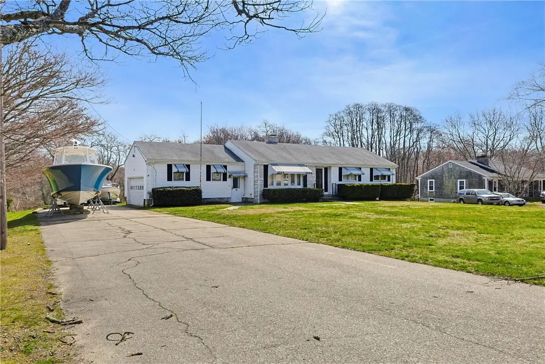 10 Brayton Road, Tiverton, RI 02878 - #1