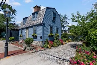 13 Second Street, Newport, RI 02840