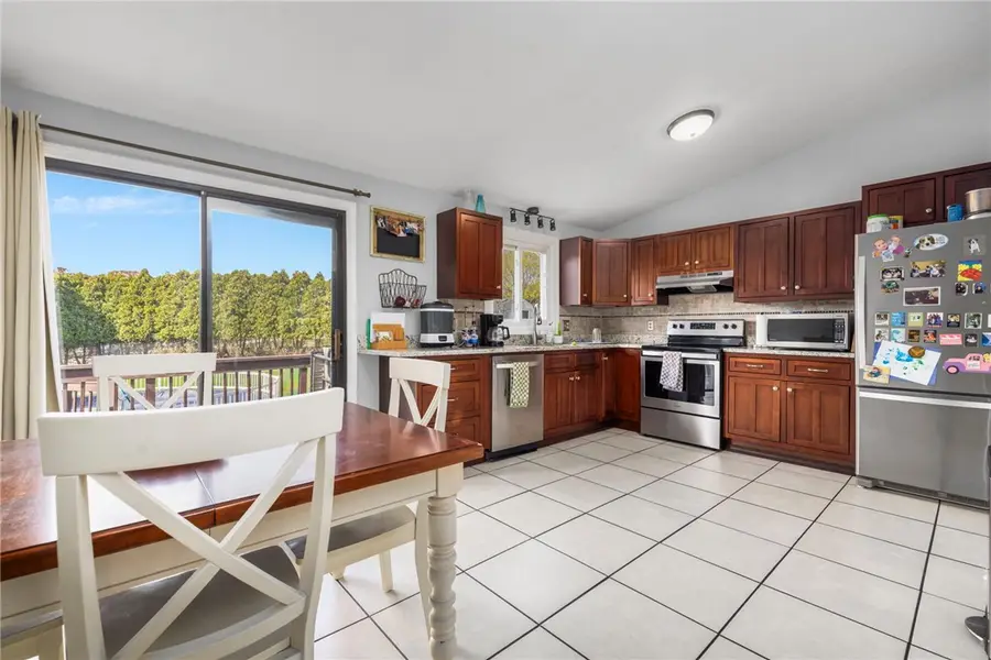 11 Nichole Lane, Coventry, RI 02816 - #3