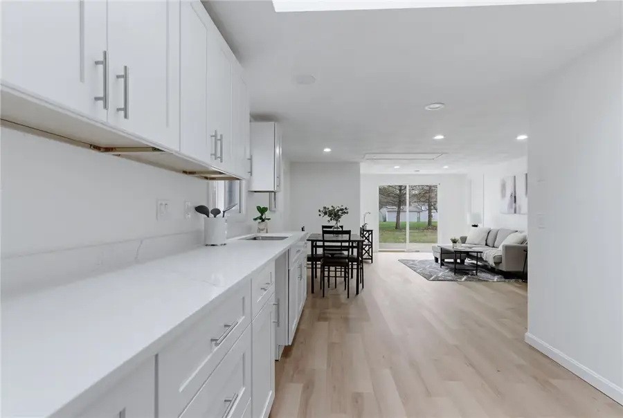 169 Central Avenue, Scituate, RI 02857 - #3