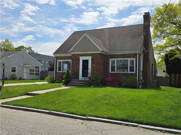 46 Mac Gregor Street, Providence, RI 02904