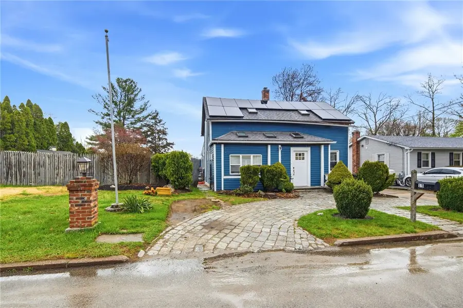 15 Versailles Street, Cranston, RI 02920 - #2