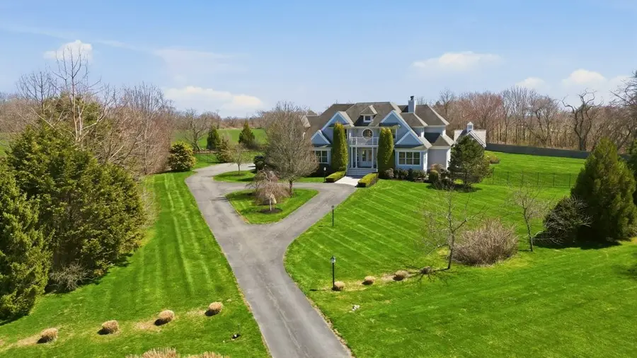 99 Meadowlark Lane, Portsmouth, RI 02871 - #2