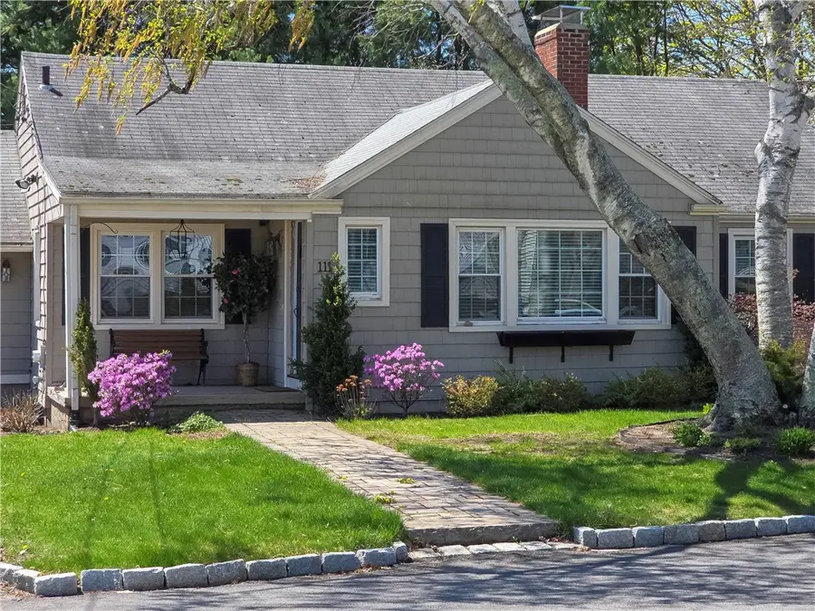 111 Wannamoisett Road, East Providence, RI 02914 - #2