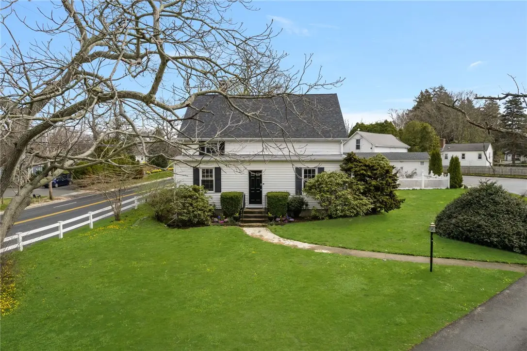 599 East Main Road, Middletown, RI 02842 - #1