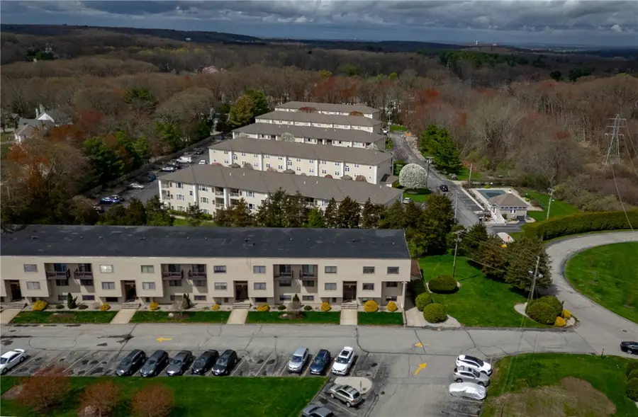 196 Old River Road #8F, Lincoln, RI 02865 - #3