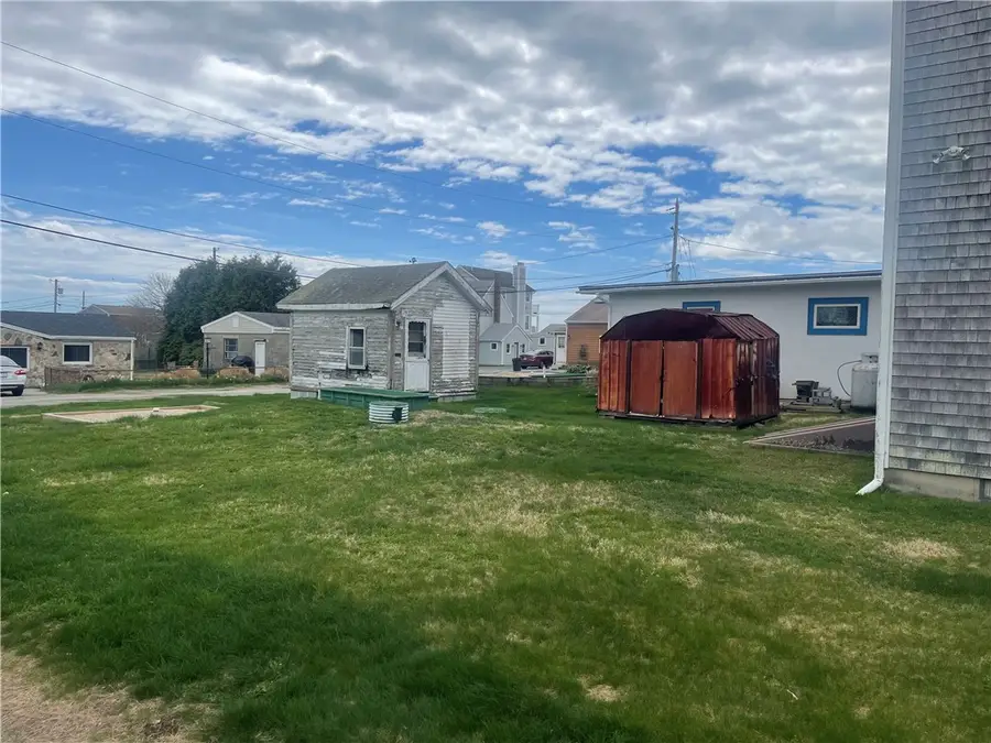 33 Tony Street, Tiverton, RI 02878 - #2