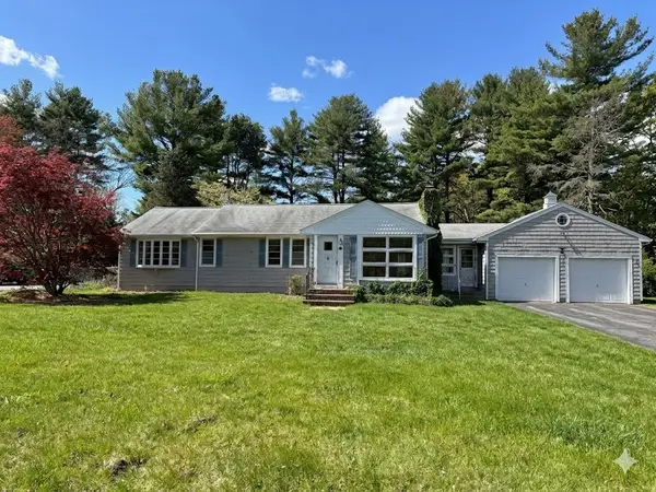 330 Harkney Hill Road, Coventry, RI 02816