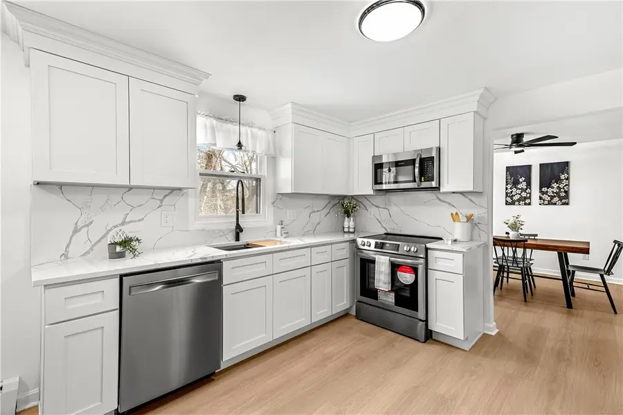 4 Cassisi Court, North Providence, RI 02904 - #3