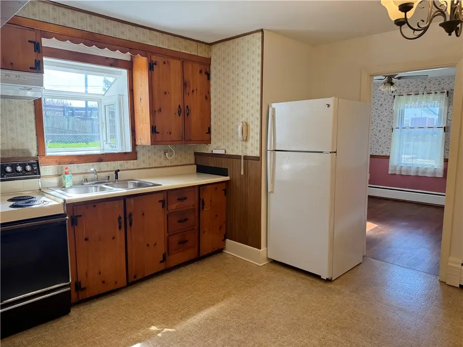 18 John Duggan Road, Tiverton, RI 02878 - #3