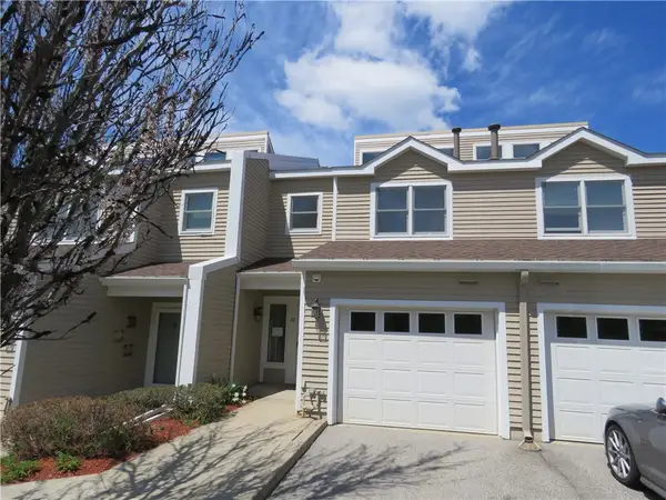 57 Lawton Brook Lane #57, Portsmouth, RI 02871