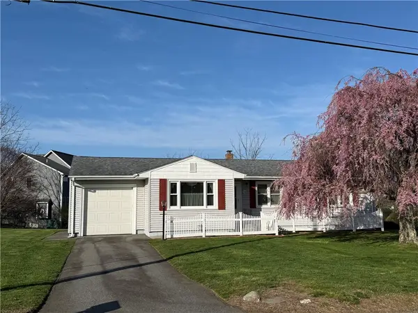 58 Redwood Road, Portsmouth, RI 02871