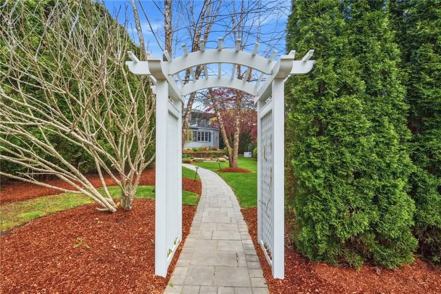23 Hillcrest Road, South Kingstown, RI 02879 - #2