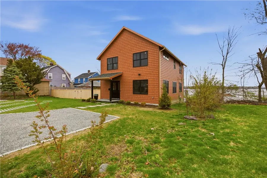 1124 Narragansett Boulevard, Cranston, RI 02905 - #2