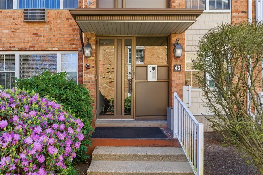 43 Bullocks Point Avenue #8B, Riverside, RI 02915 - #3