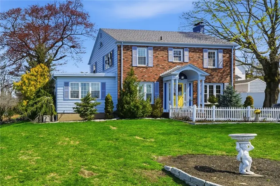 680 Veterans Memorial Parkway, East Providence, RI 02914 - #2