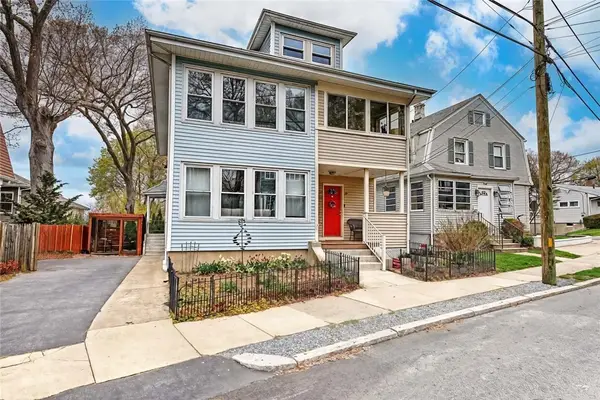 25 Blodgett Avenue, Pawtucket, RI 02860