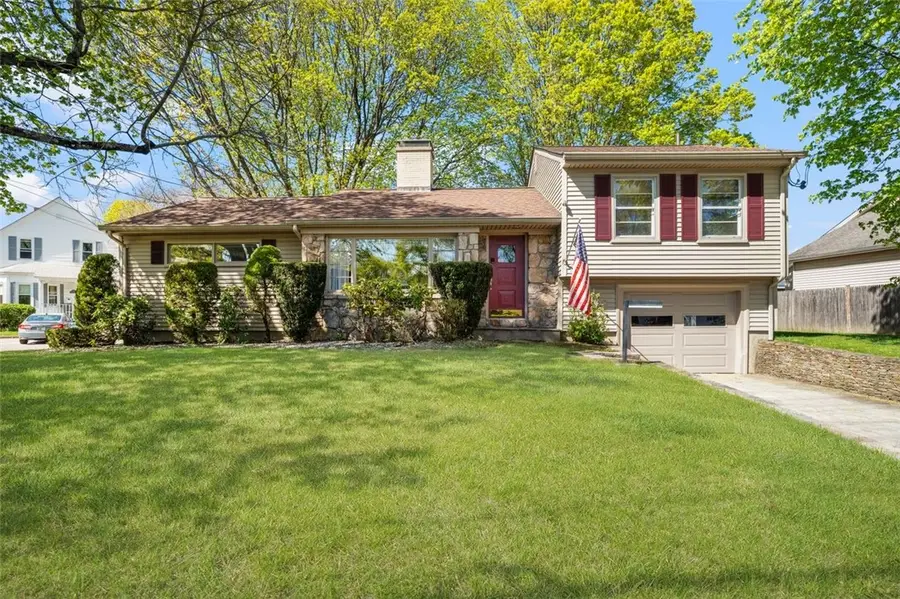 65 Randall Street, Cranston, RI 02920 - #3