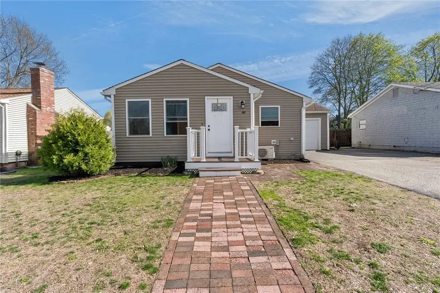 49 Martha Road, Rumford, RI 02916 - #3