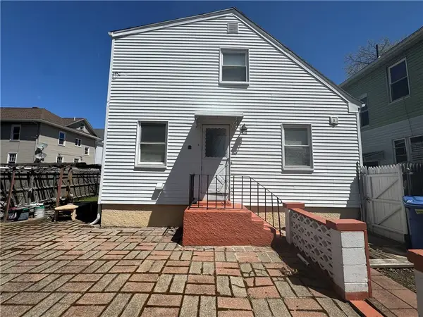215 Roosevelt Street, Providence, RI 02909